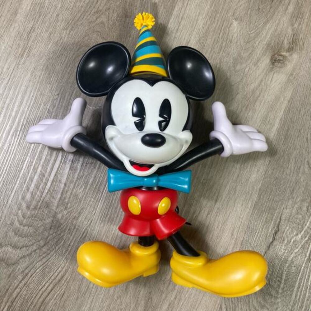 Disney Parks Mickey Mouse 90th Birthday Exclusive‎ Sipper Cup 12" Party Figurine